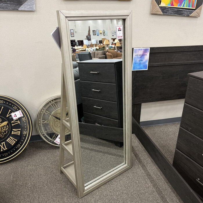 A a8010379 Evesen Floor Standing Mirror/Storage