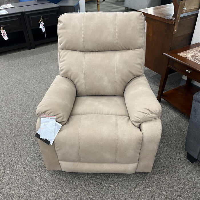 A 4070912 Lift Recliner Beige