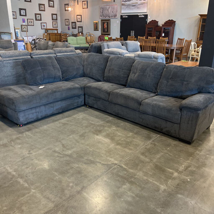 Gray Fabric 2pc. Chofa