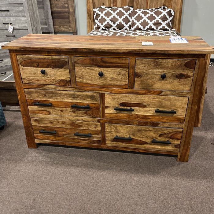 P Kalispell Dresser Harvest