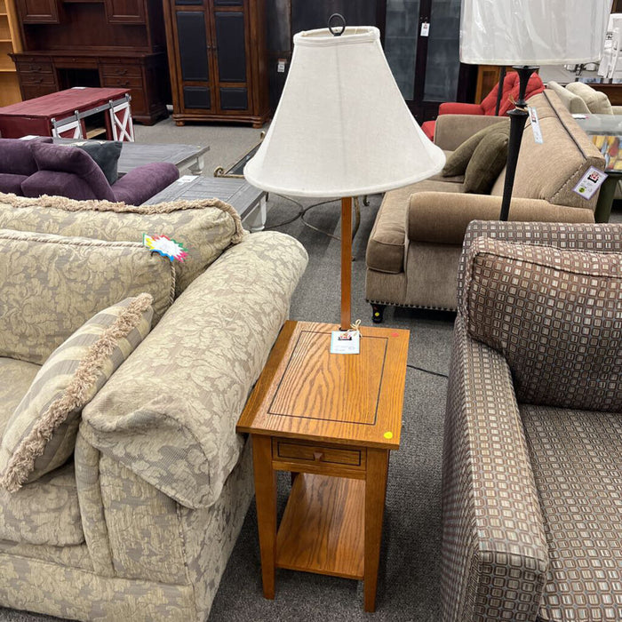 Oak End Table w/ Lamp
