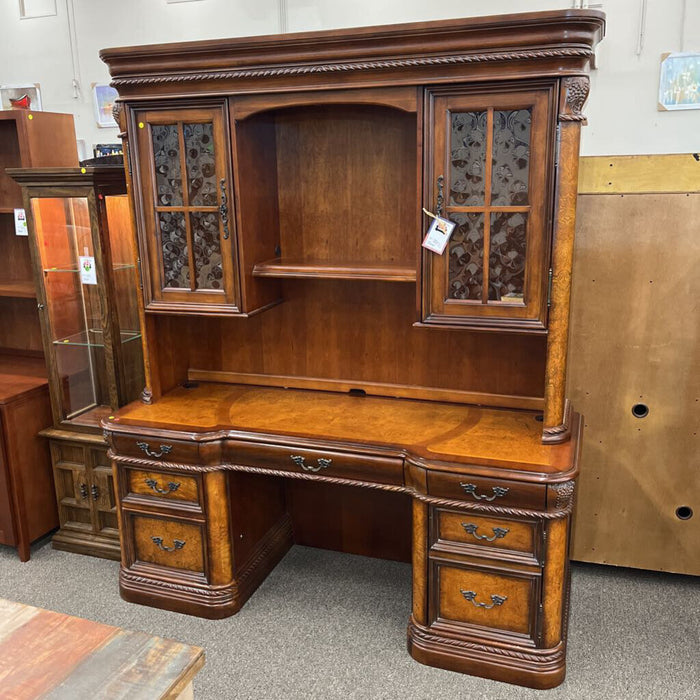 Executive Desk w/ Hutch