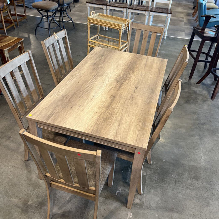 Rustic Dining table w/ 6 Chairs