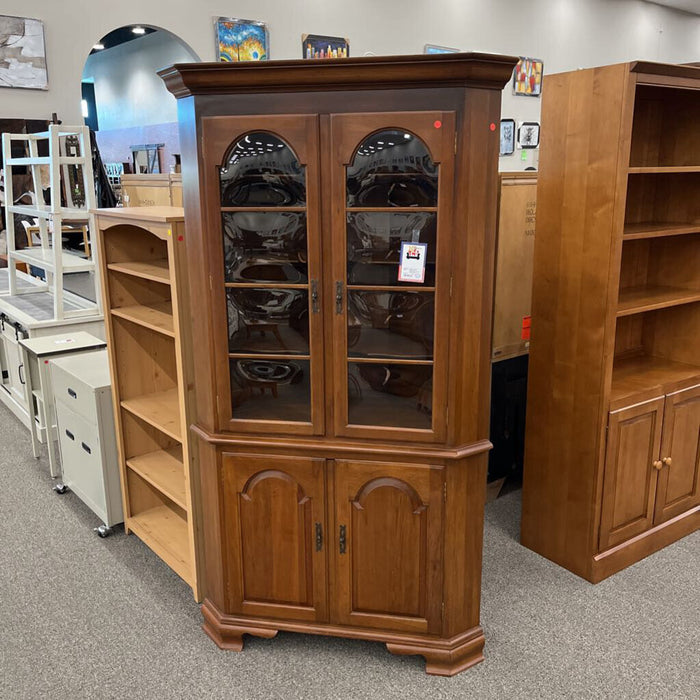 "Sheffield" Corner Cabinet