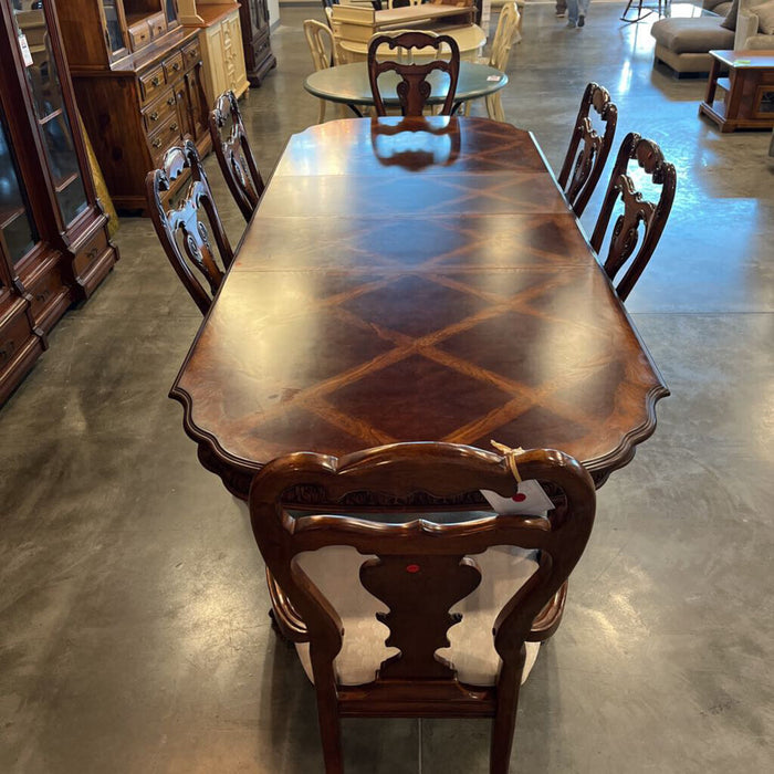 Cherry Two Tone Table w/ 6 Chairs