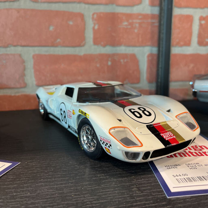 Ford GT 40 1/18