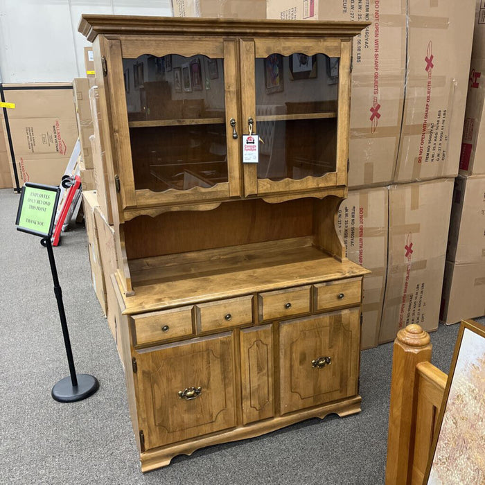 Pine Hutch
