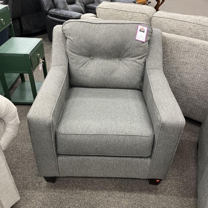 "Brindon" Gray Fabric Club Chair