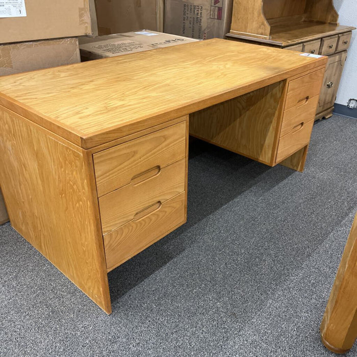 Light Oak Exec. Desk