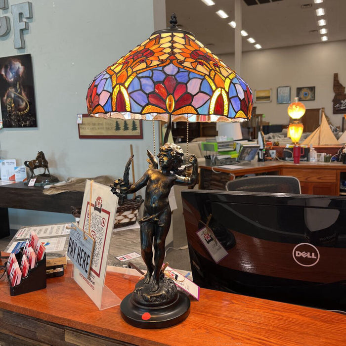 Tiffany Style Cherub Lamp