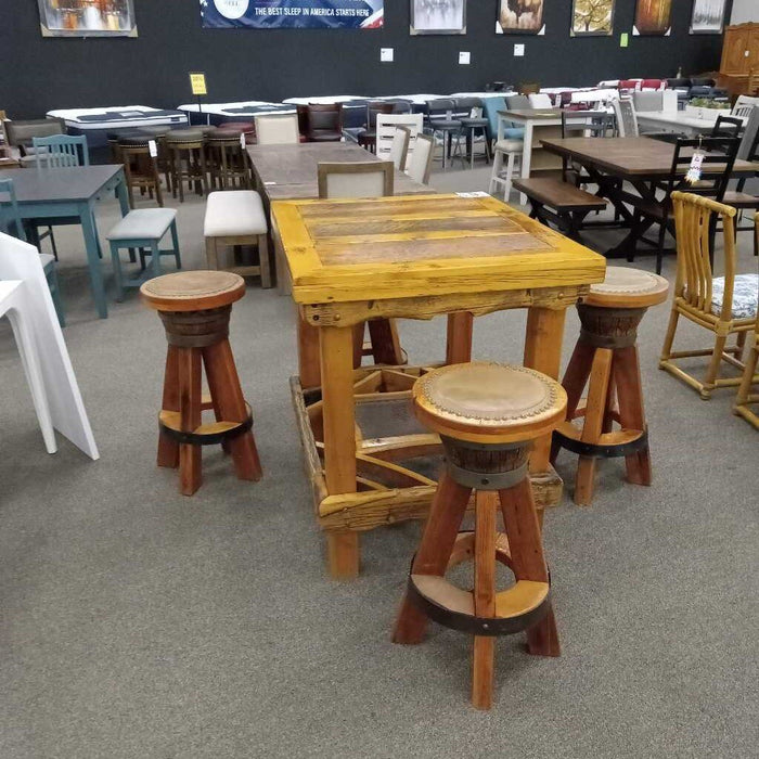 Rustic Cabin Style Table w/ 4 Stools