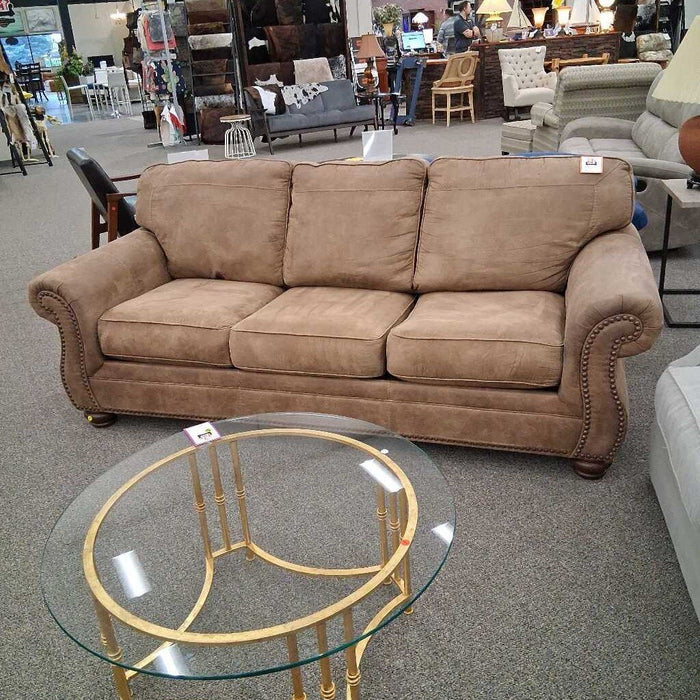 "Larkinhurst" Brown Fabric Sofa