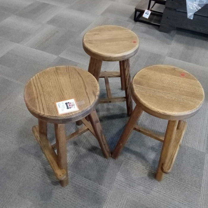 Set of 3 Ennis Oak Stools