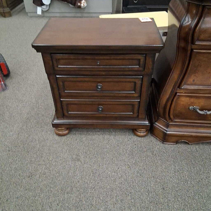 "Porter" 2 Drawer Nightstand