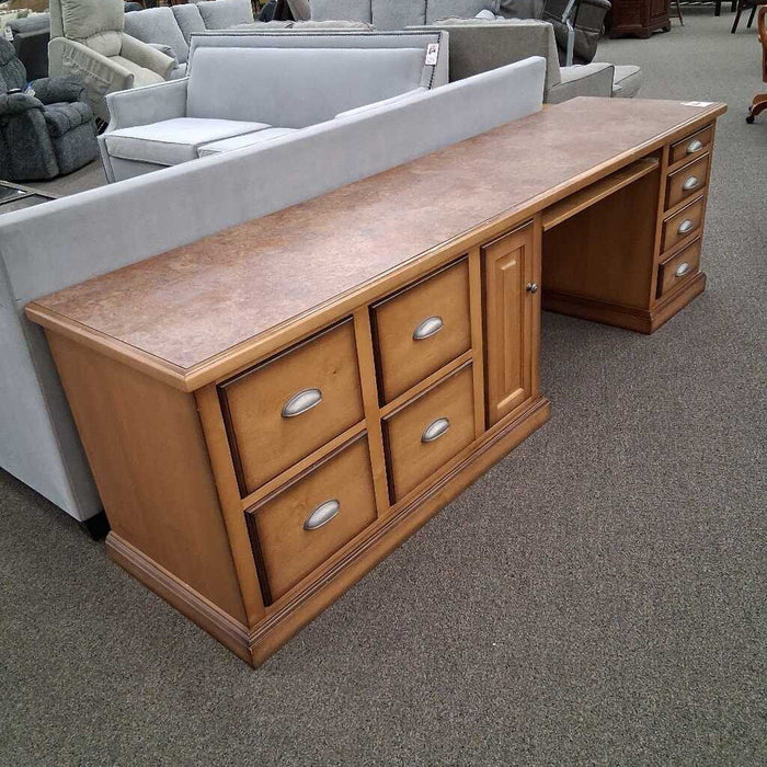 Long Exec. Desk