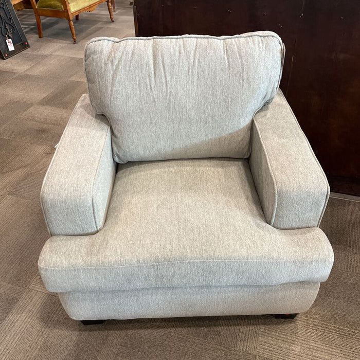 E U3477-243 Chair Lt. Gray