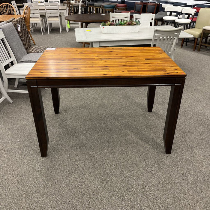 E 1267 Table w/ Butterfly Leaf