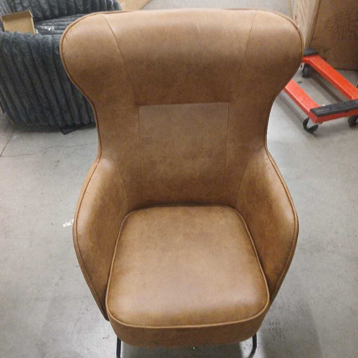 E U3327-505 Accent Chair Saddle