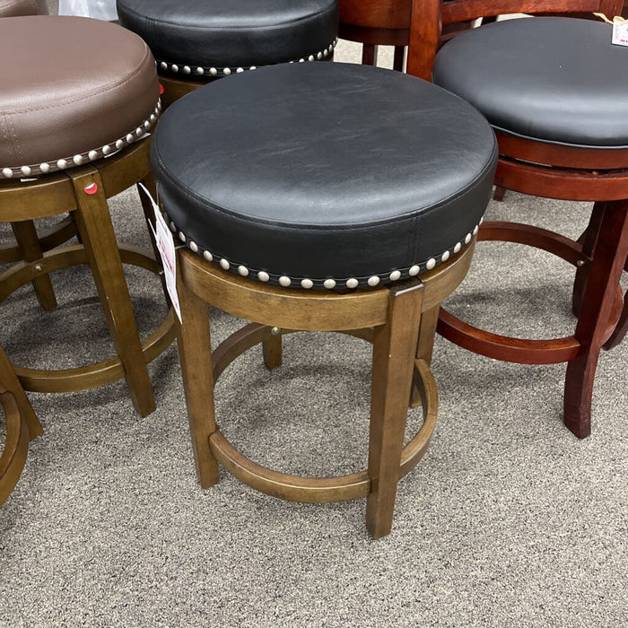 H 5681Blk-24 Stool Black