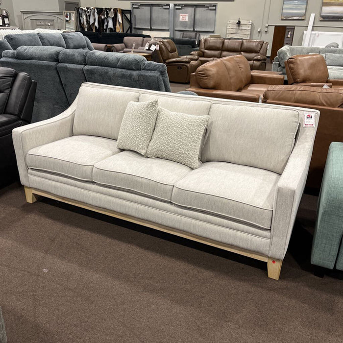 E U3429-003 Sofa