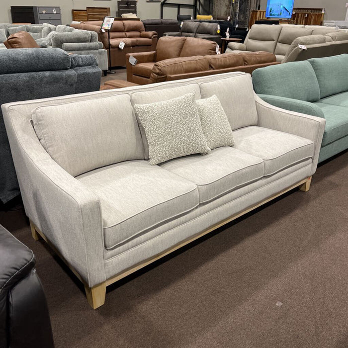 E U3429-003 Sofa