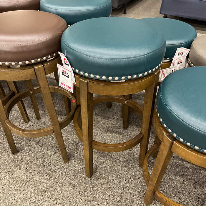 H 5681Gen-29 Stool Green