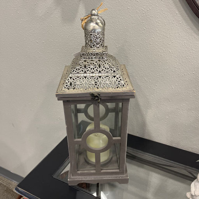 Silver Top Lantern