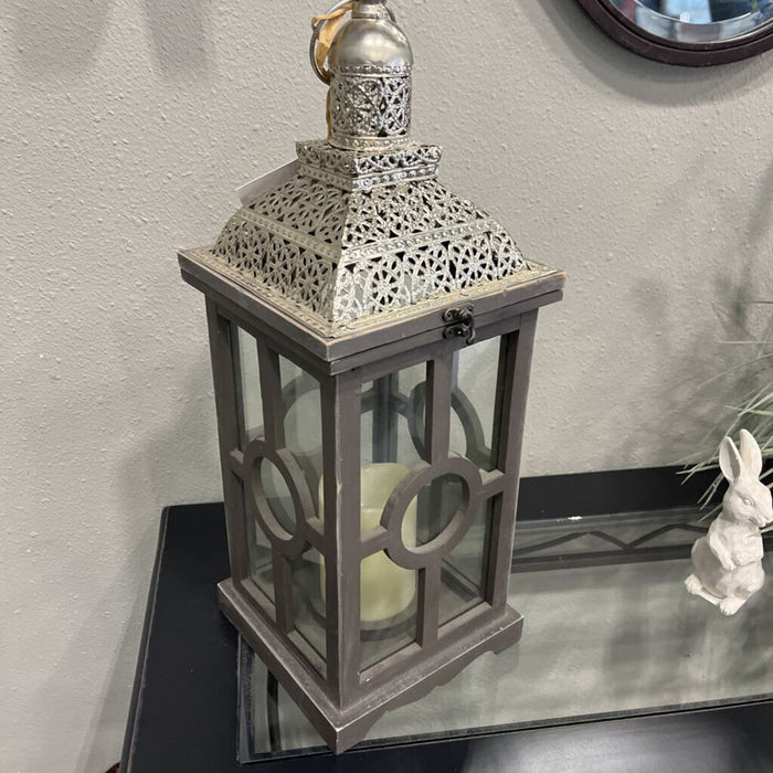Silver Top Lantern
