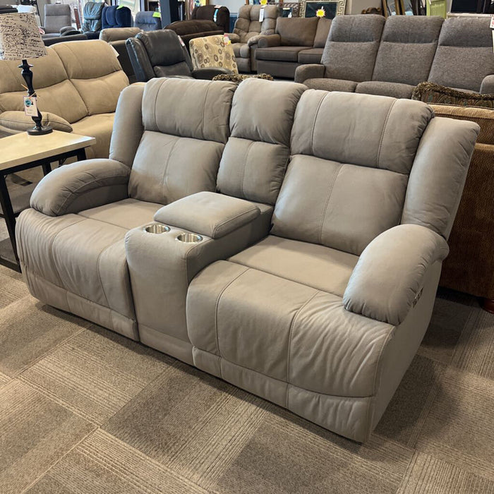 HOB 9207Gry-2 Pwr Loveseat Gray