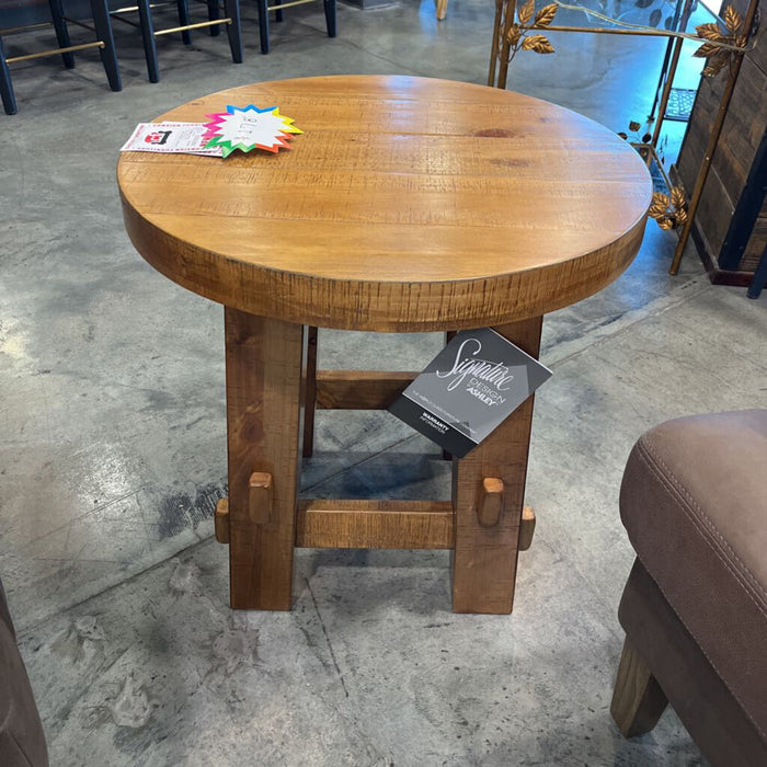 A T724-6 Round End Table Mackifeld