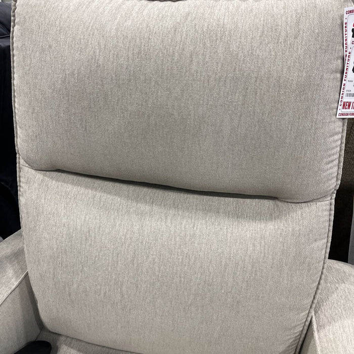 A 9370512 Lift Recliner Beige