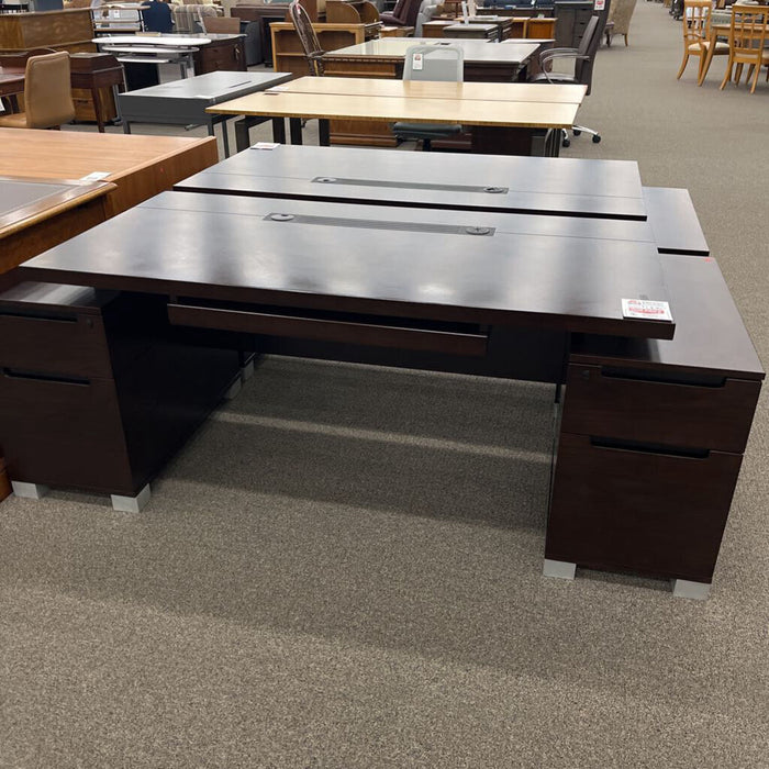 Zuri "Ford" Modern Exec. Desk