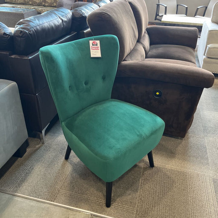H 1166Gr-1 Accent Chair Green