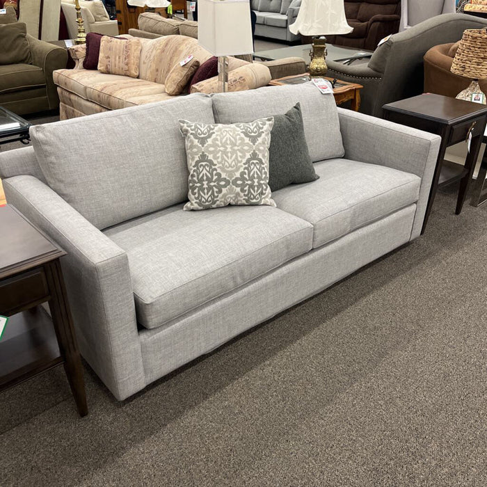 "Barrett II" Qu. Sleeper Sofa