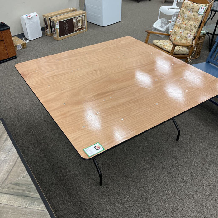 5x5 Fold-up Table