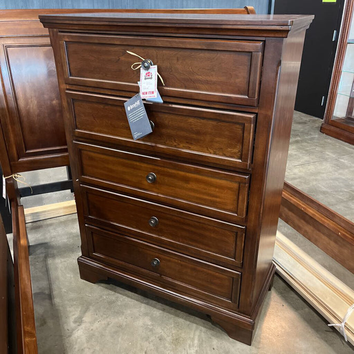 A B716-46 5Dwr Chest Trellington