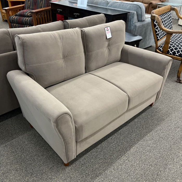 H 9348brw-2 Loveseat
