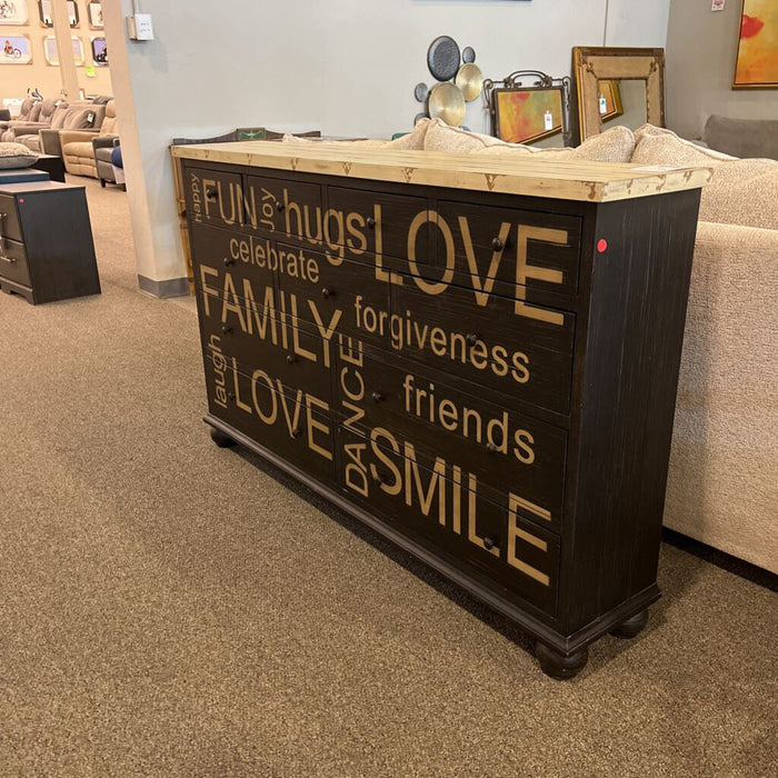Fun Joy Hugs Love Entry Chest