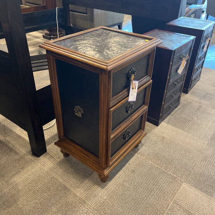 Small 3 drawer Chest