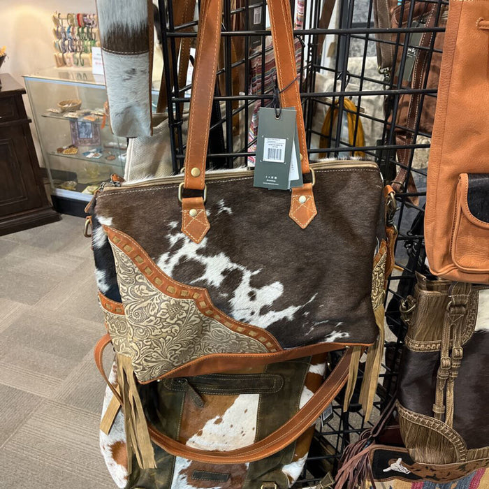 S-7336 Laredo Hand Tooled Concealed Carry Bag