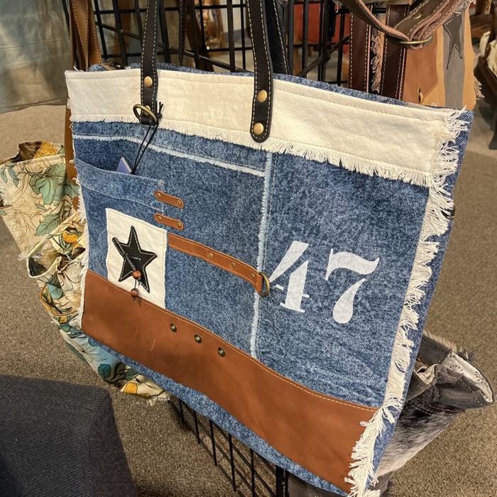 S-7951 Country Road 47 Weekender Bag