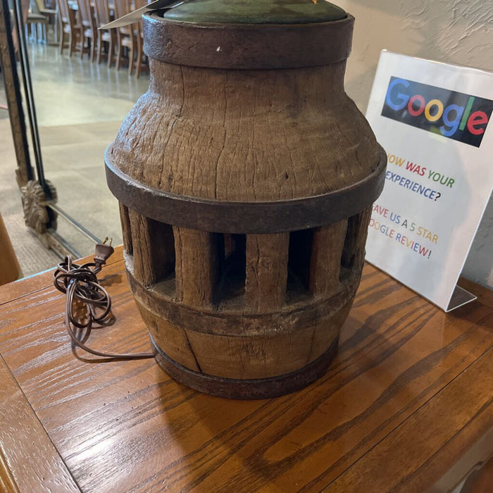 Wagon Wheel Hub Lamp