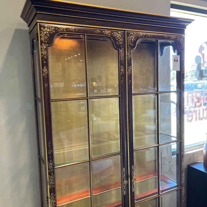 Large Curio Floral Pattern