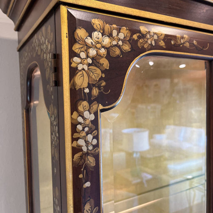 Large Curio Floral Pattern