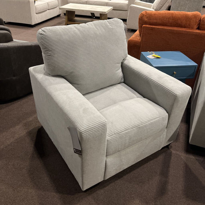 A Pc3200520 Greenbriar Chair