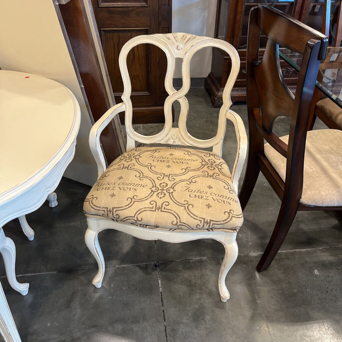 White Distressed Table w/ 6 Chairs 3 Leaves
