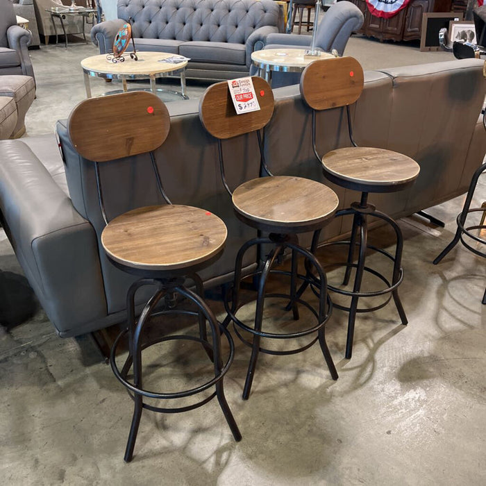Set of 3 Zuo Rustic Stools