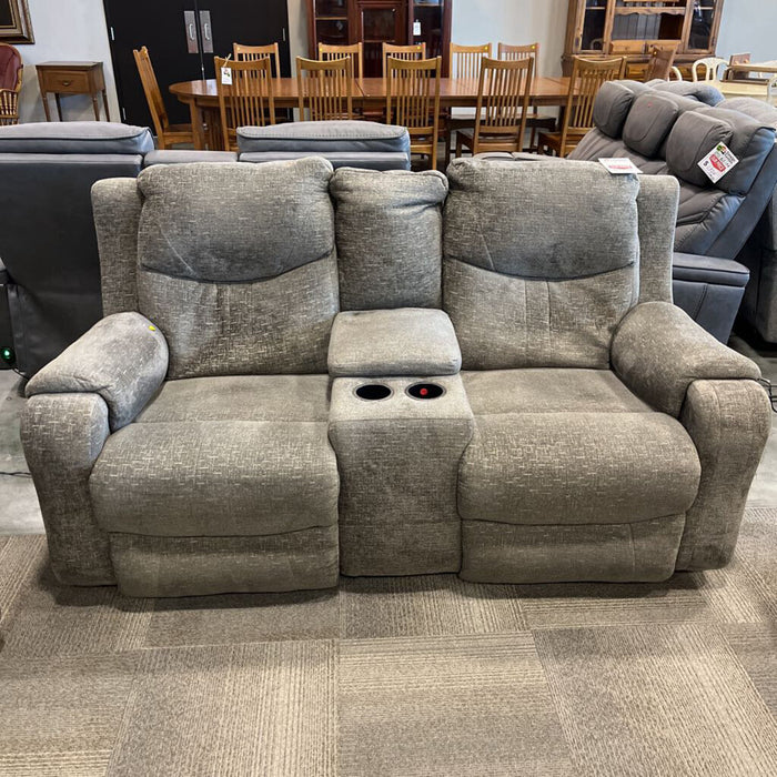 "Marvel" Gray Pwh Loveseat