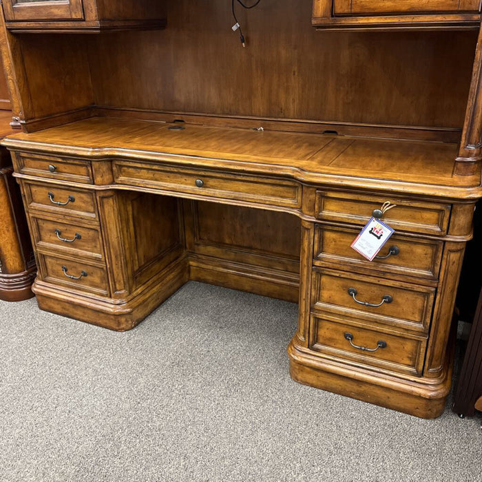 Rustic Oak Desk w/ Hutch