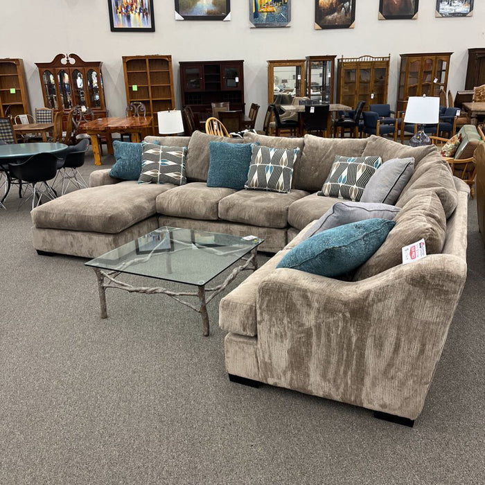 "Monarch" Wheat 4pc. Sectional